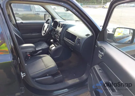 2014 Jeep Patriot Altitude из США, поврежденный, VIN 1C4NJPBA8ED758430